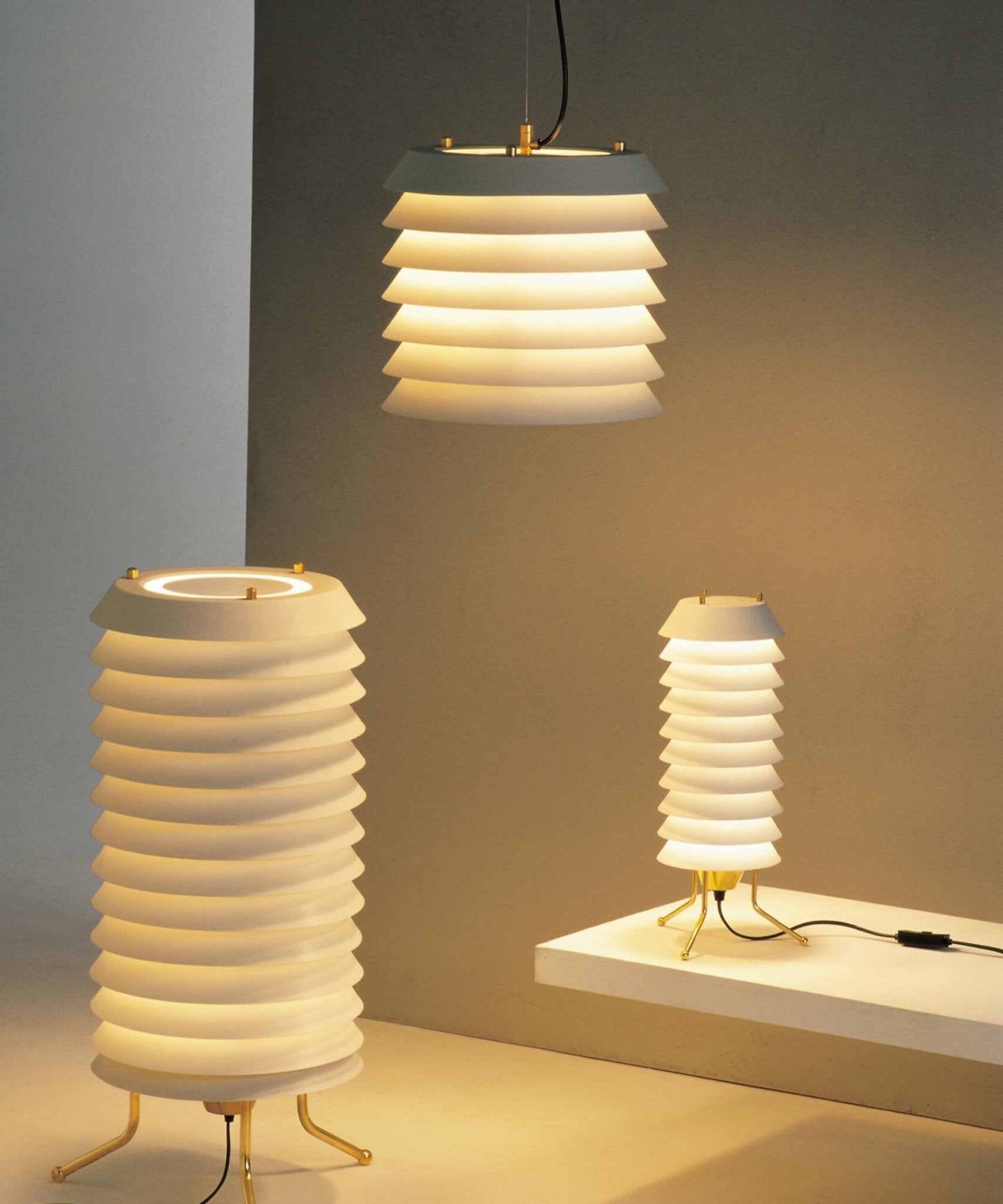 Baltic Tower Table Lamp - Blowlighting
