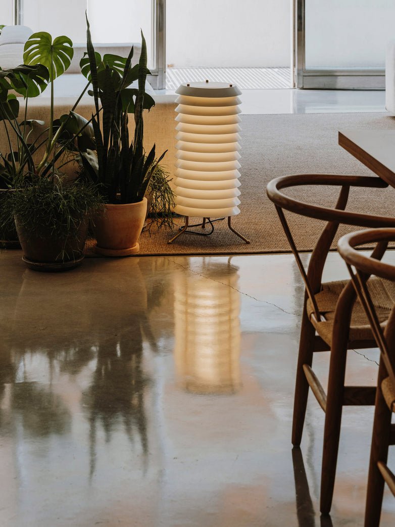 Baltic Tower Table Lamp - Blowlighting