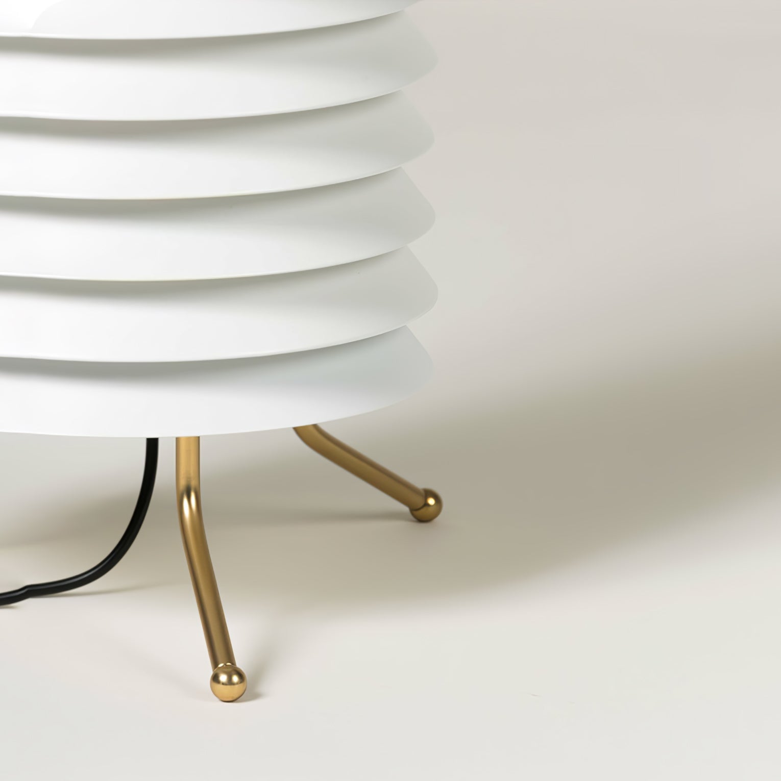 Baltic Tower Table Lamp - Blowlighting
