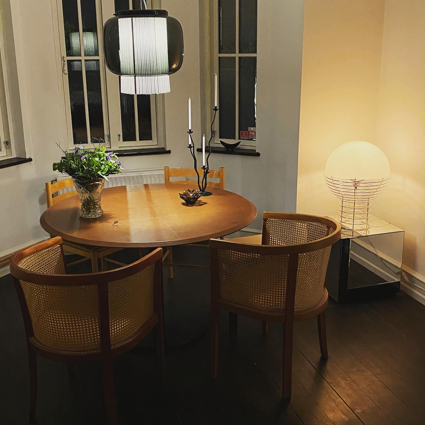 Manila T Pendant Lamp - Blowlighting