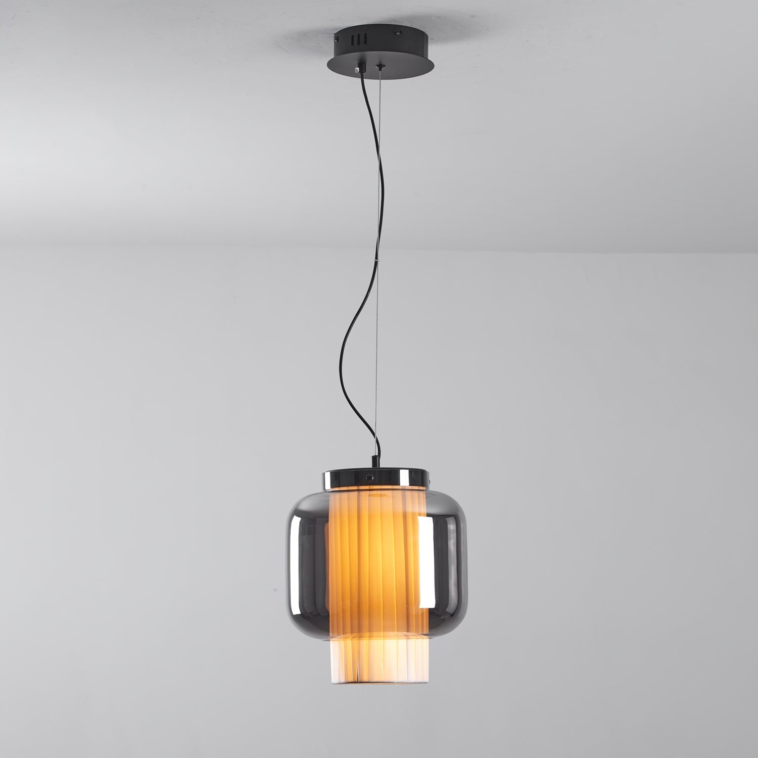 Manila T Pendant Lamp - Blowlighting