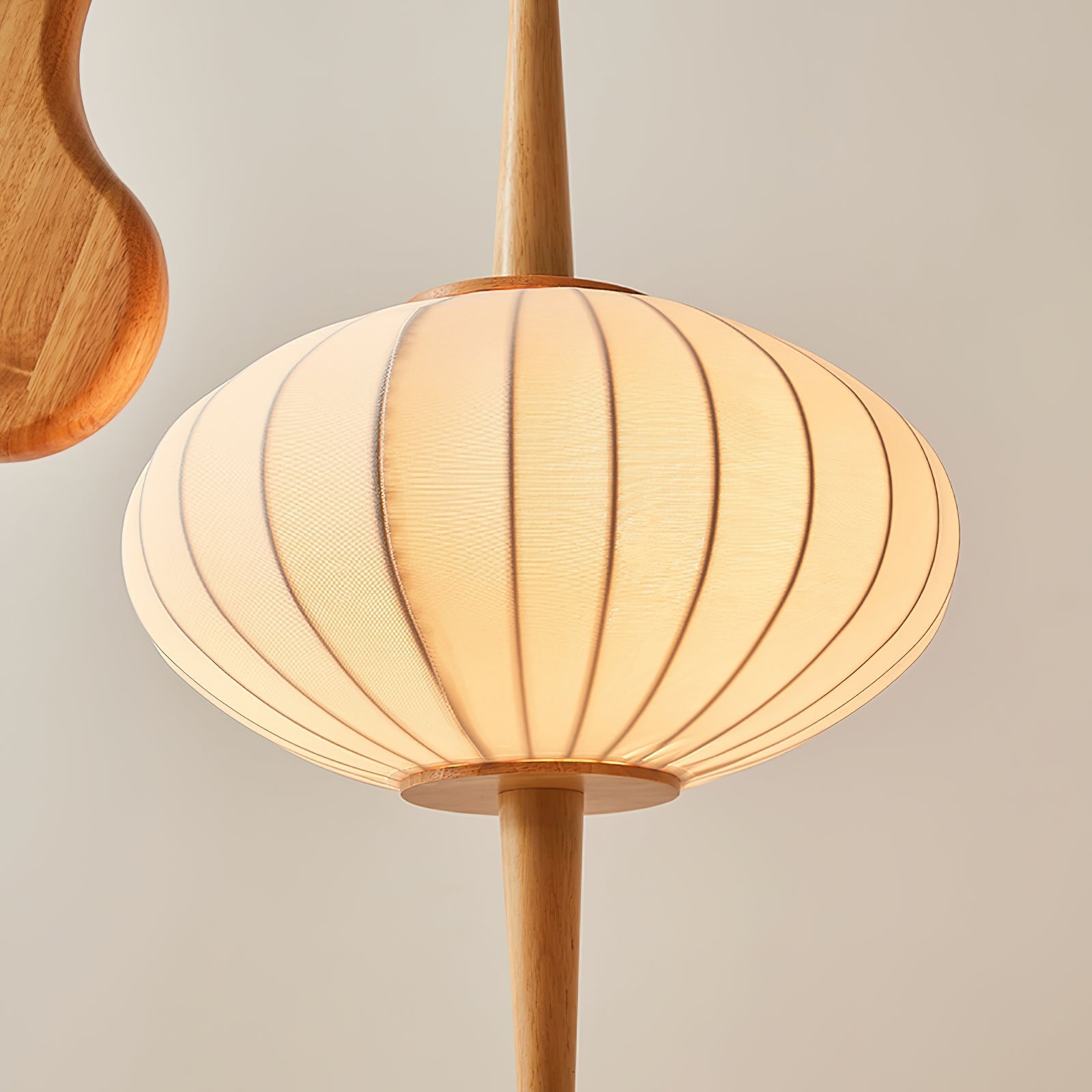 Mantis Wood Floor Lamp - Blowlighting