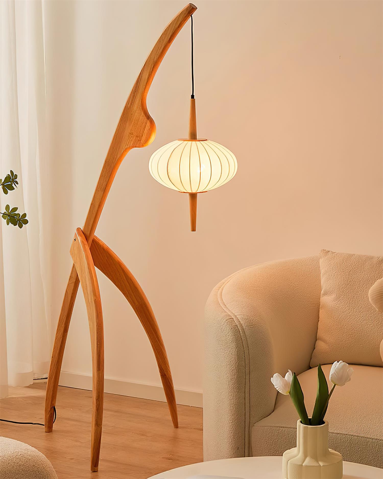 Mantis Wood Floor Lamp - Blowlighting