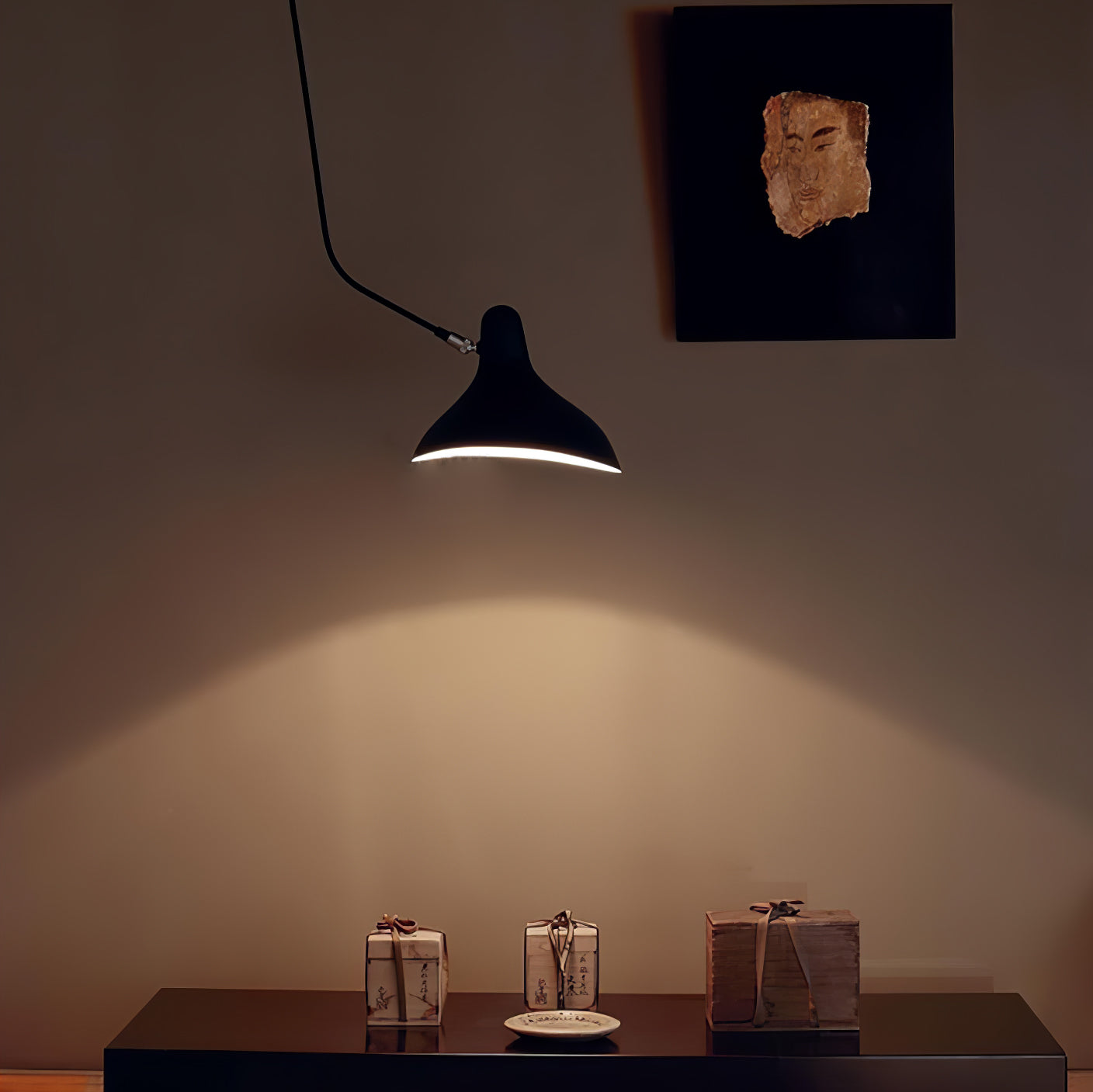 Mantis Arm Wall Lamp - Blowlighting