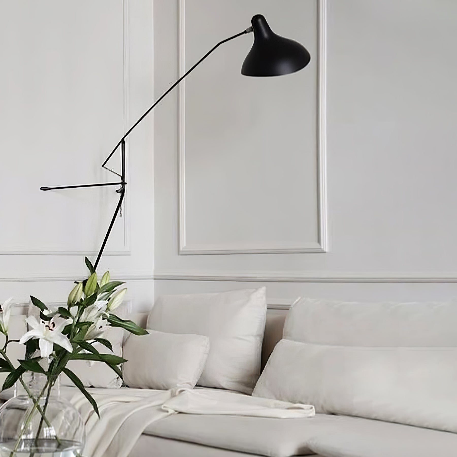 Mantis Arm Wall Lamp - Blowlighting