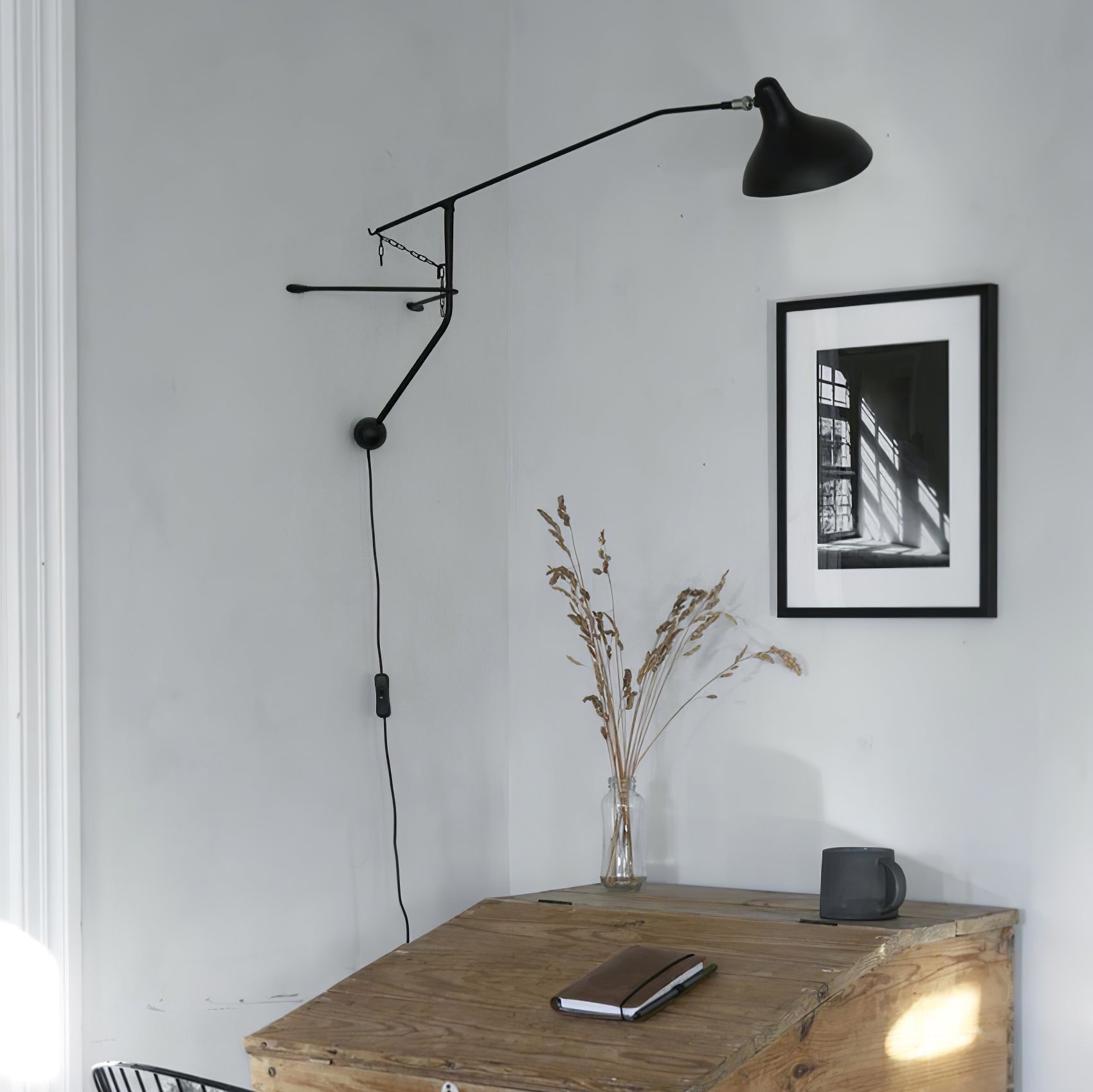 Mantis Arm Wall Lamp - Blowlighting