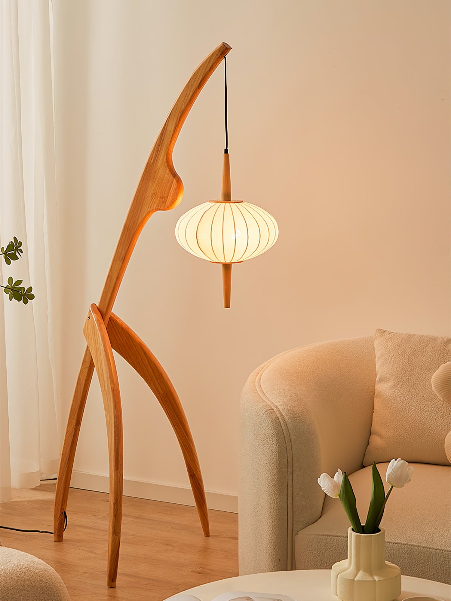 Mantis Wood Floor Lamp - Blowlighting