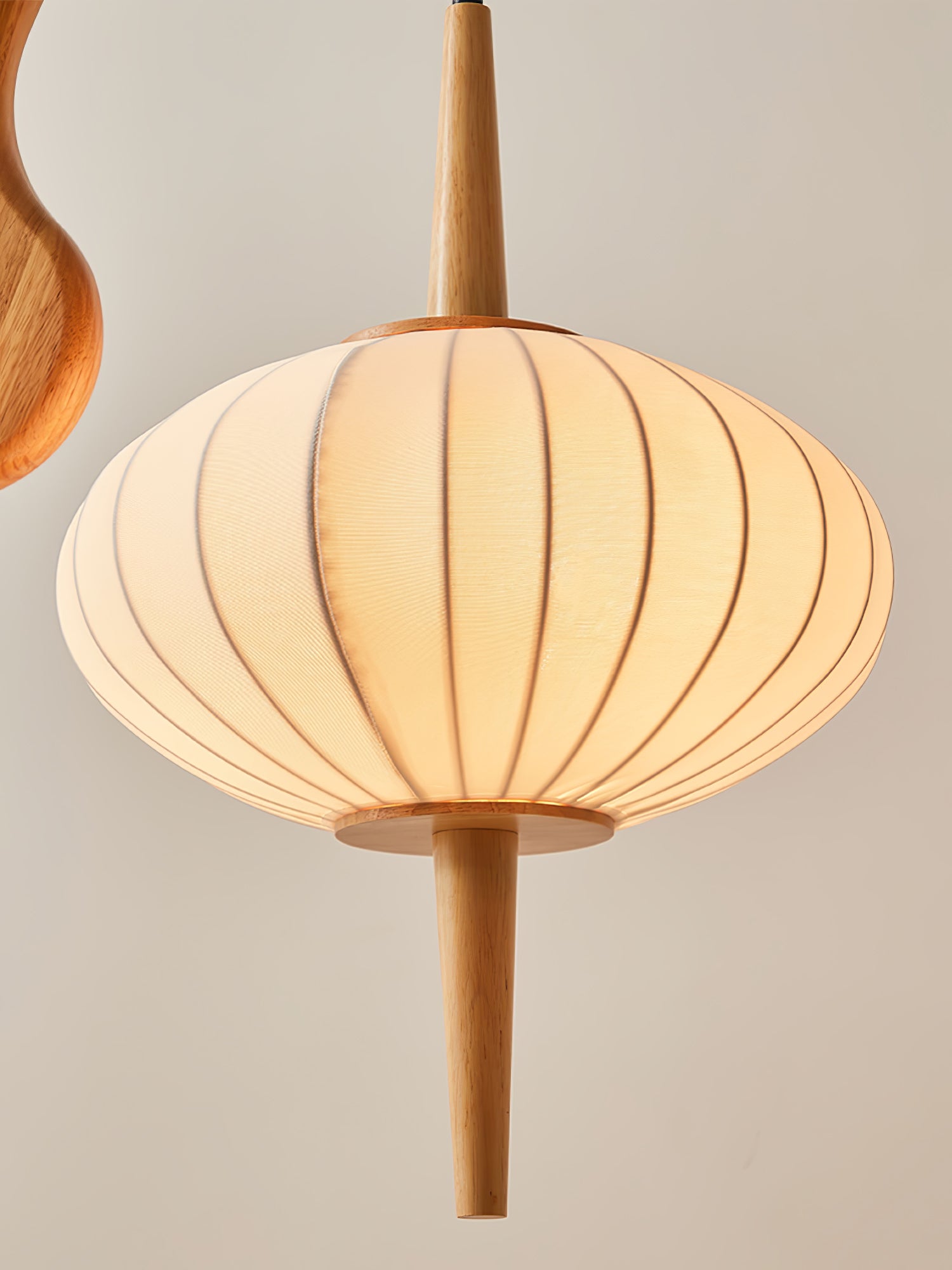 Mantis Wood Floor Lamp - Blowlighting
