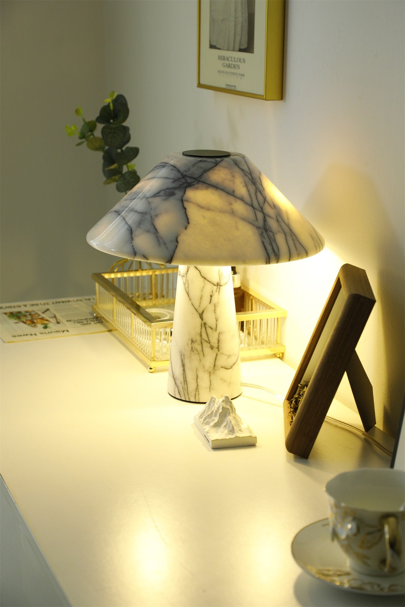Marbella Marble Table Lamp - Blowlighting