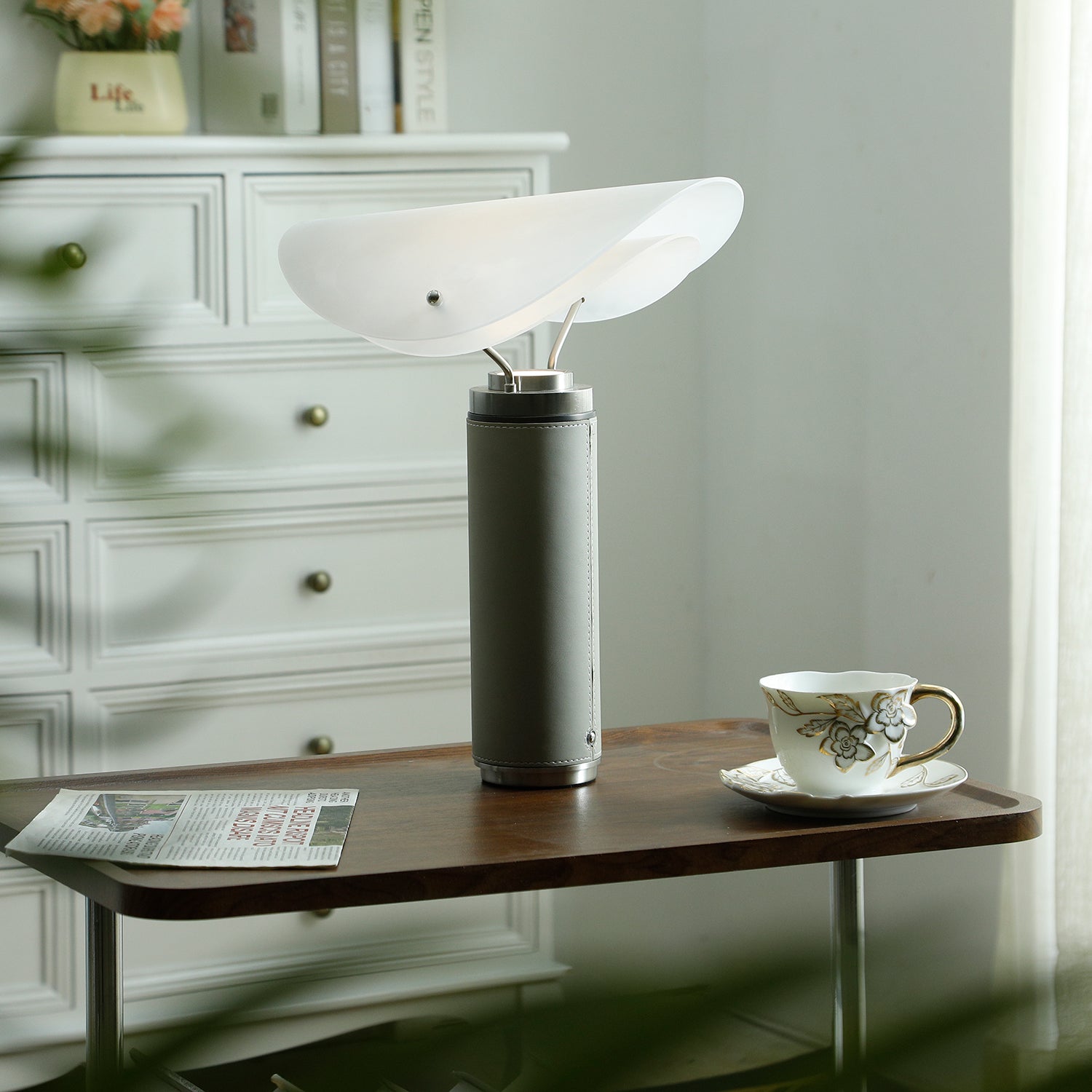 Inorielis Sculptural Travertine Table Lamp - Blowlighting