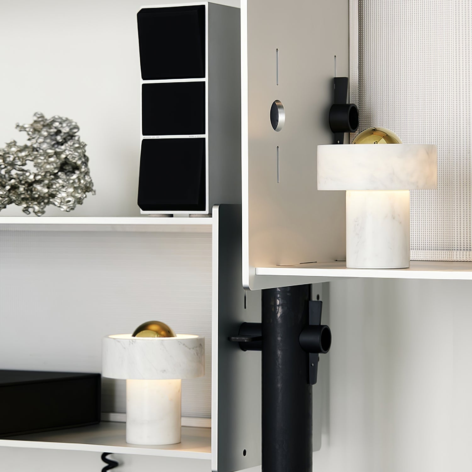 Marble Aura Table Lamp - Blowlighting