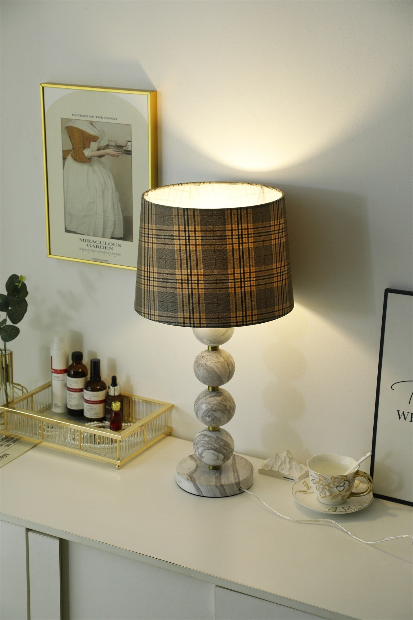 Marbliss Table Lamp - Blowlighting