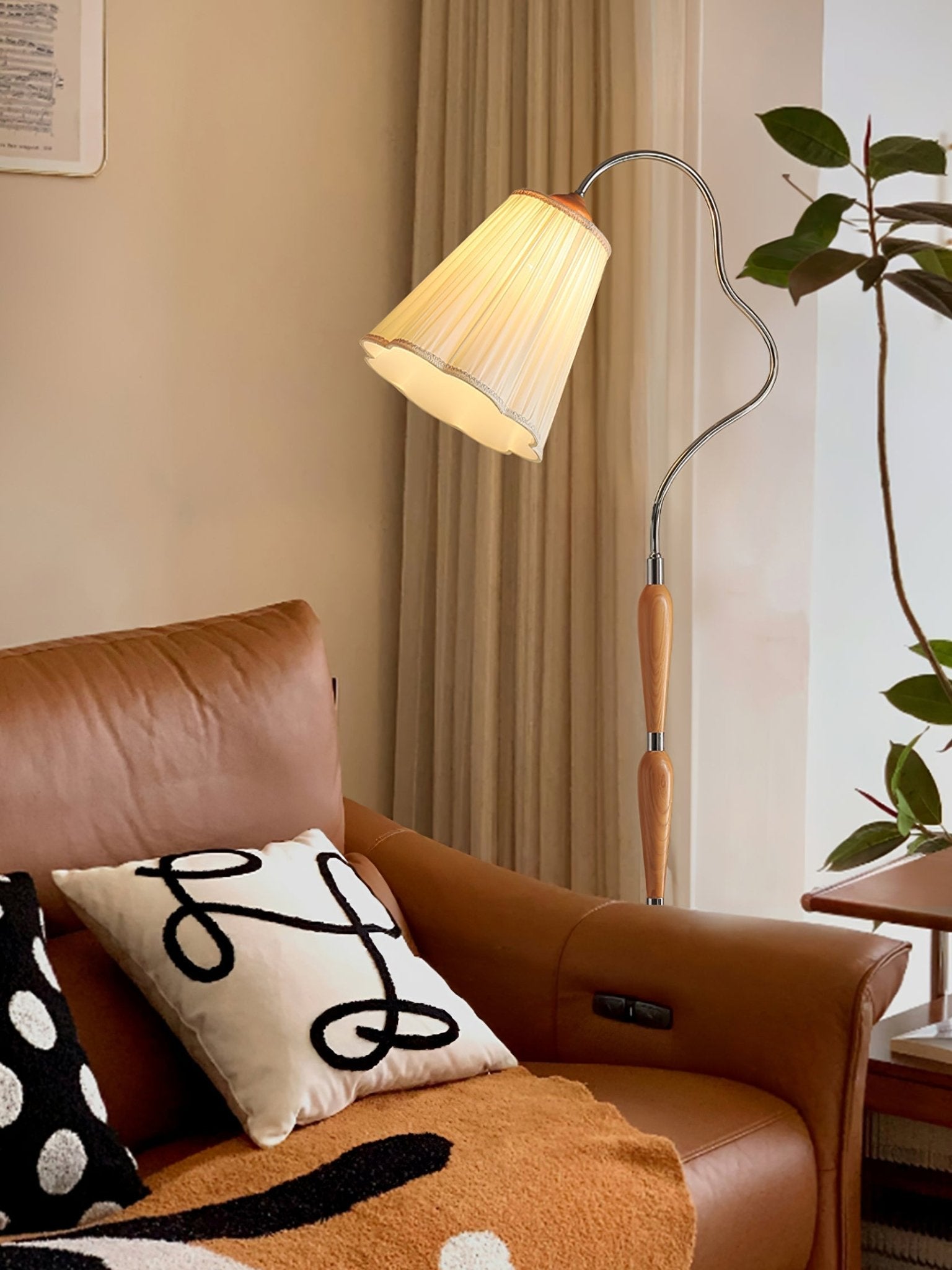 Marcellus Arc Floor Lamp - Blowlighting