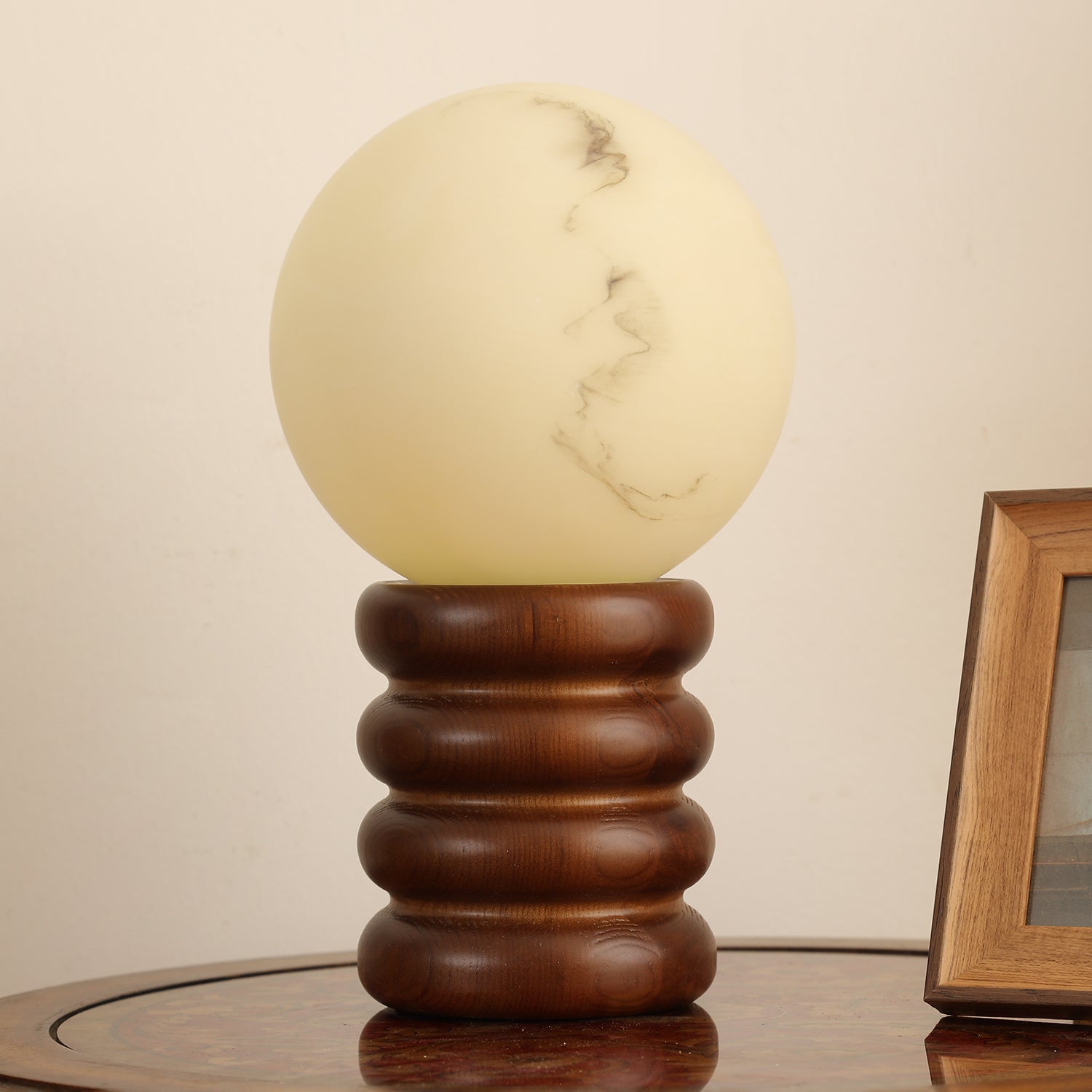Marcus Table Lamp - Blowlighting