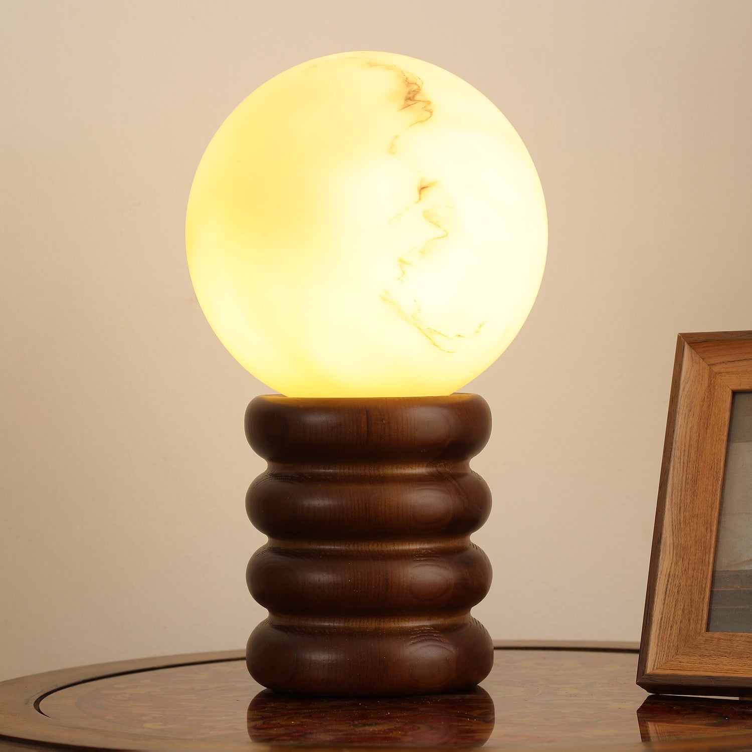 Marcus Table Lamp - Blowlighting