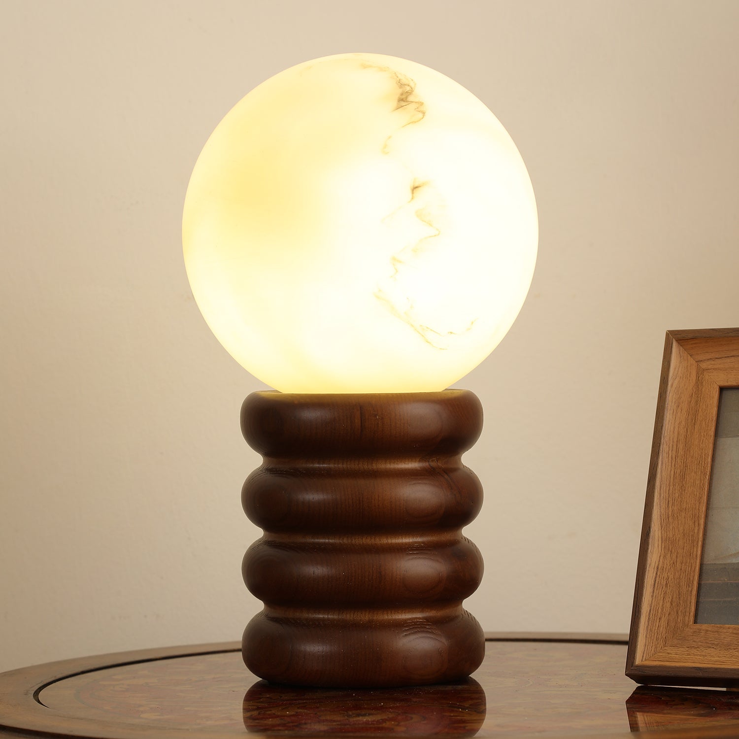 Marcus Table Lamp - Blowlighting