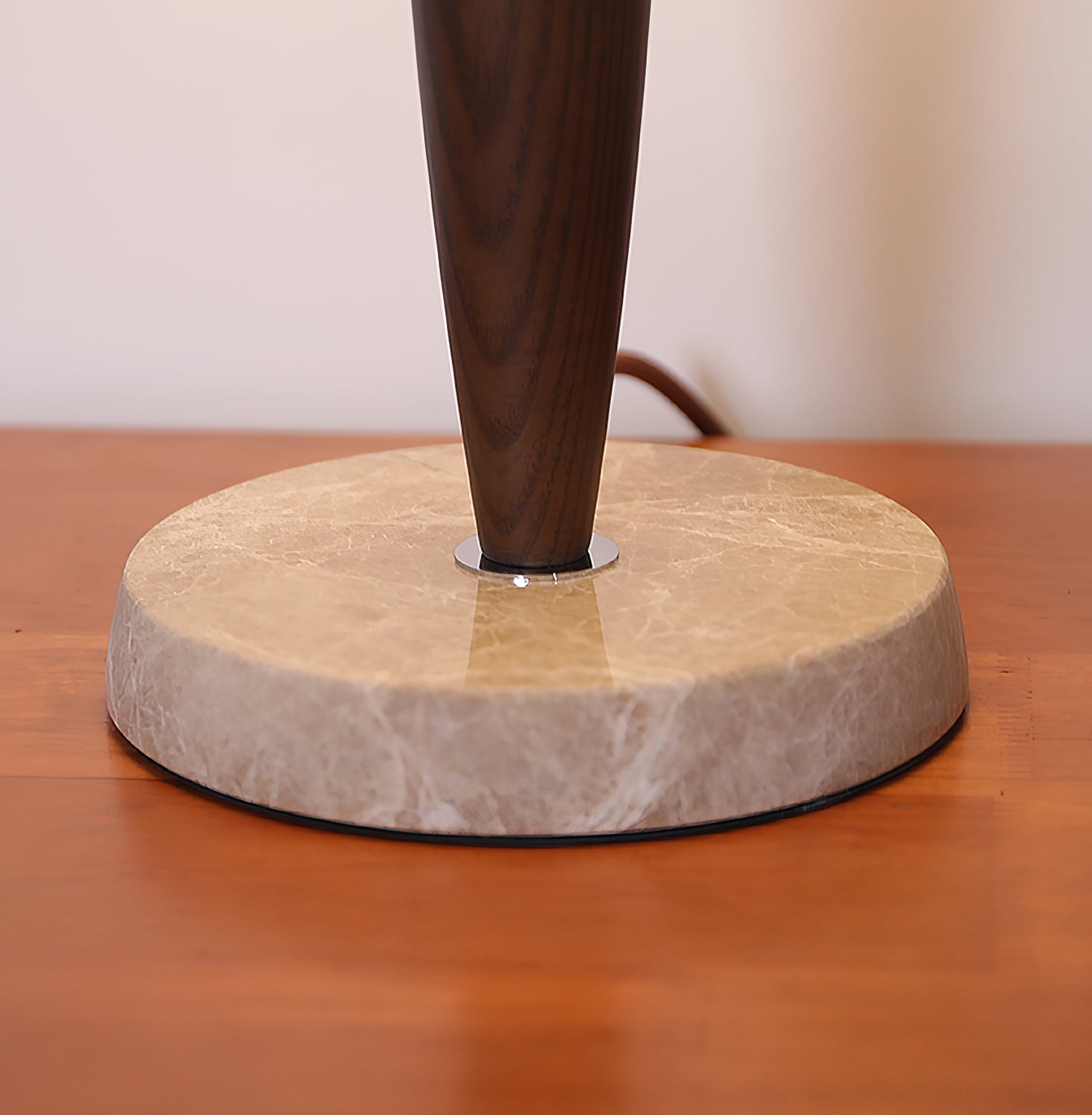 Jackson Minimalist Glass Table Lamp - Blowlighting