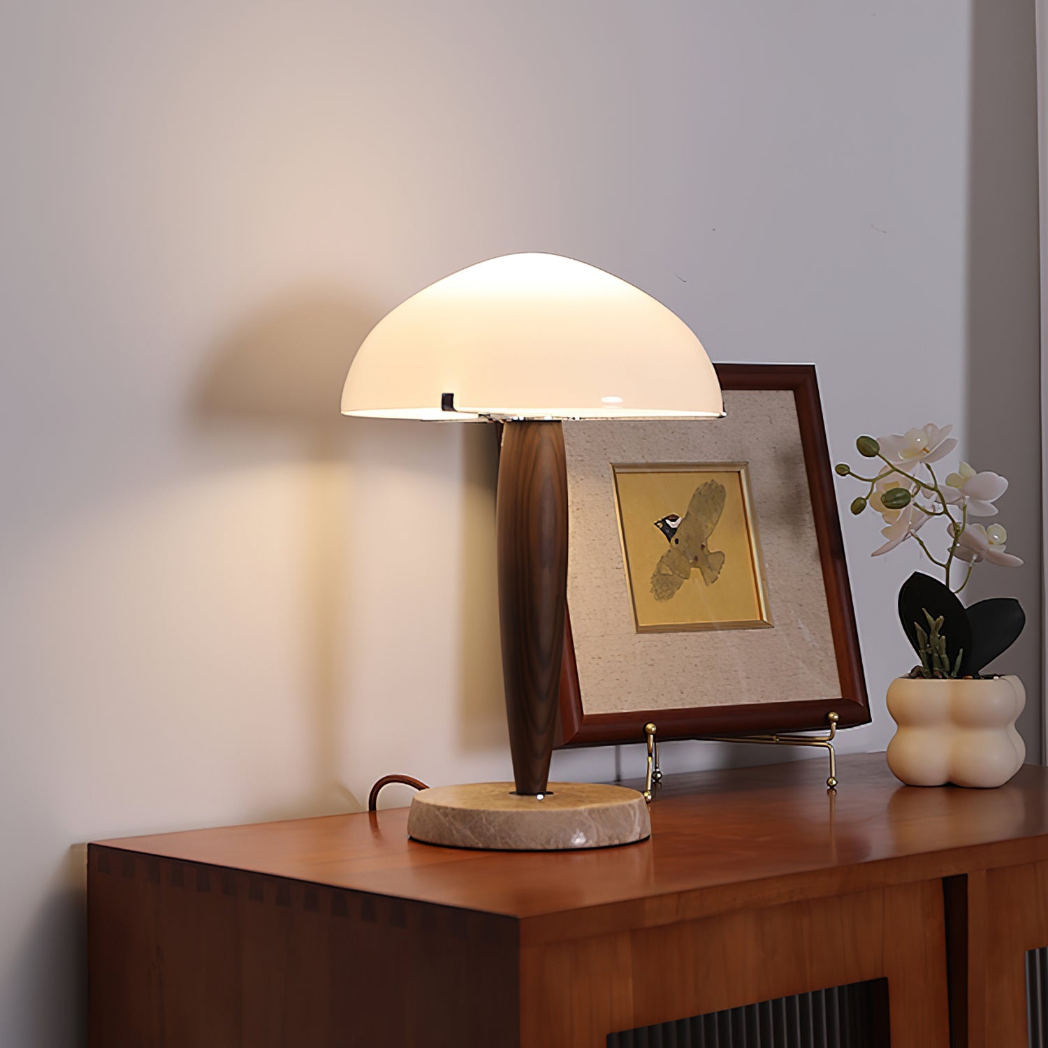 Jackson Minimalist Glass Table Lamp - Blowlighting
