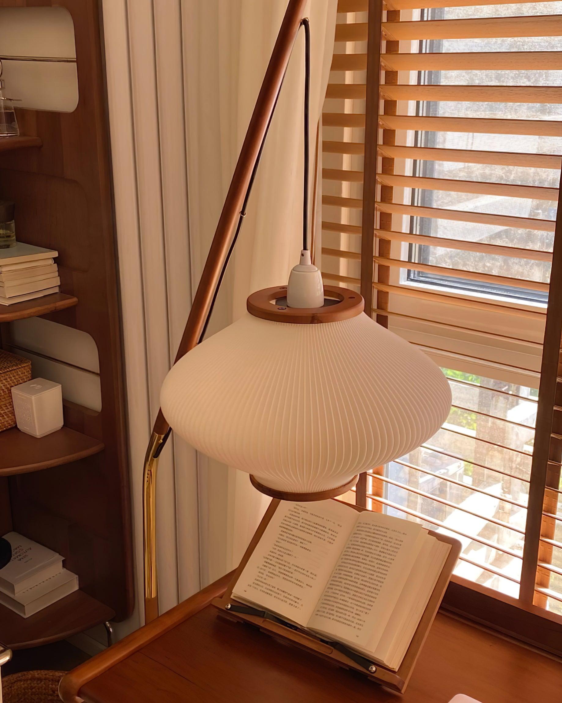 Matsusu Floor Lamp - Blowlighting