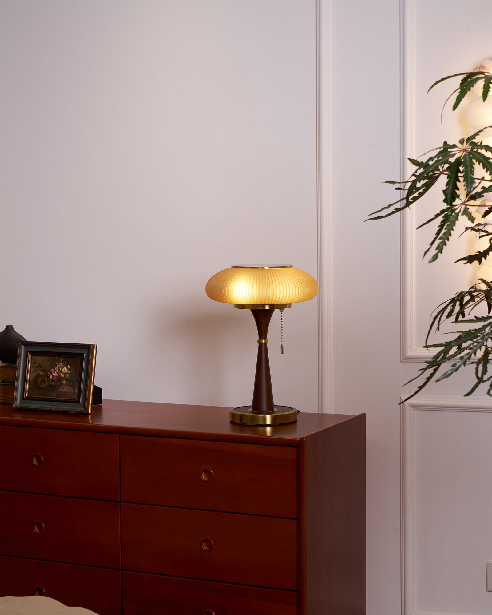 Matsutake Table Lamp - Blowlighting