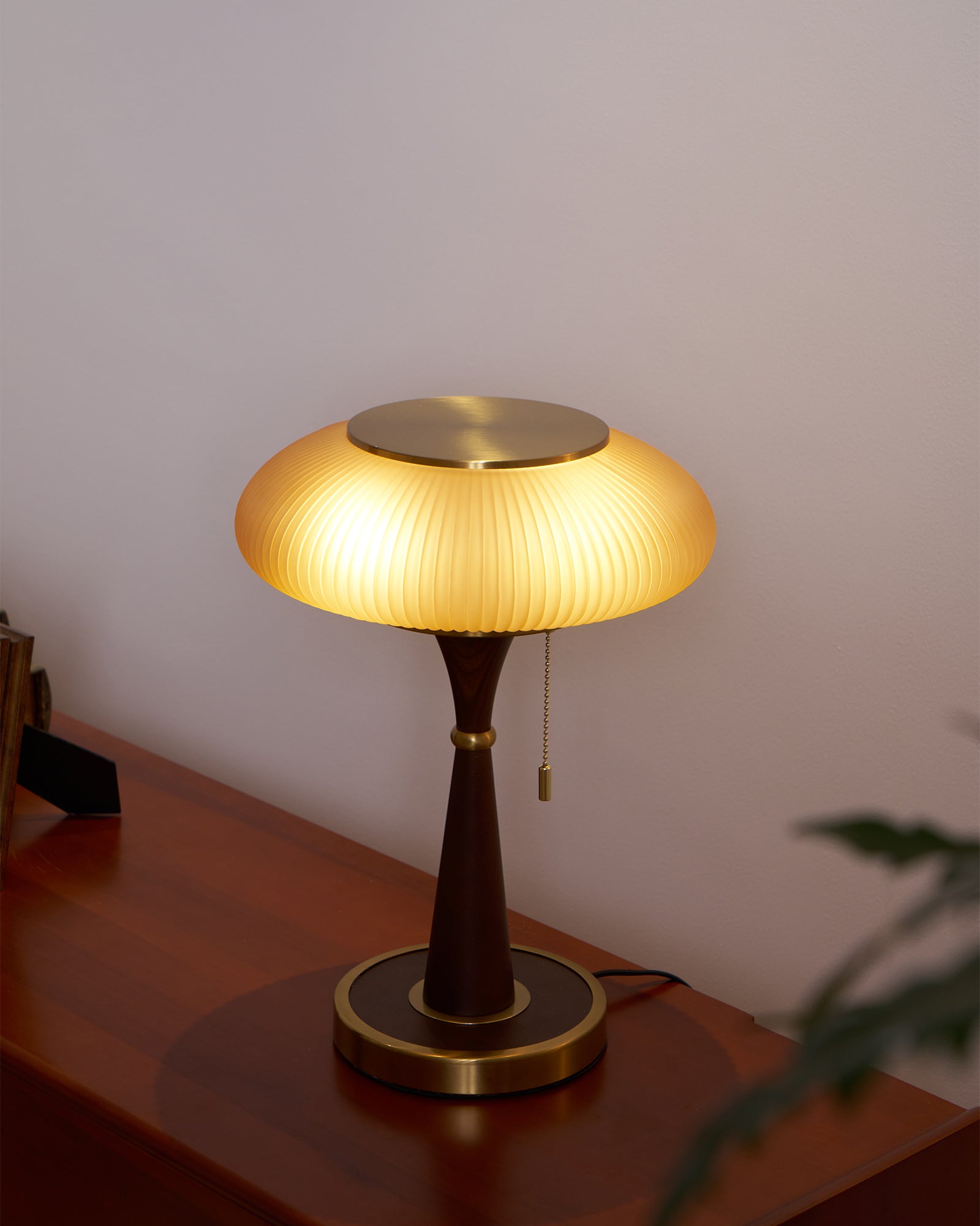 Matsutake Table Lamp - Blowlighting