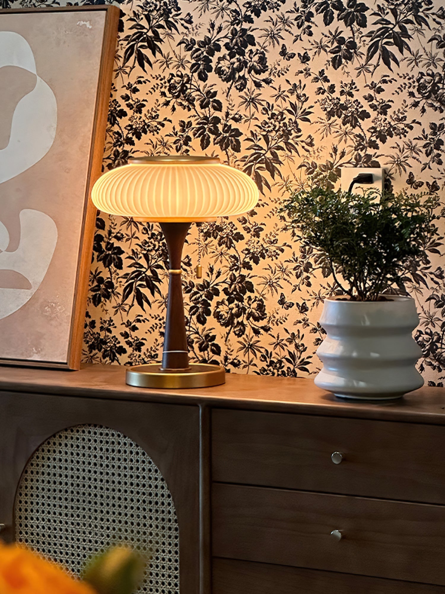 Matsutake Table Lamp - Blowlighting