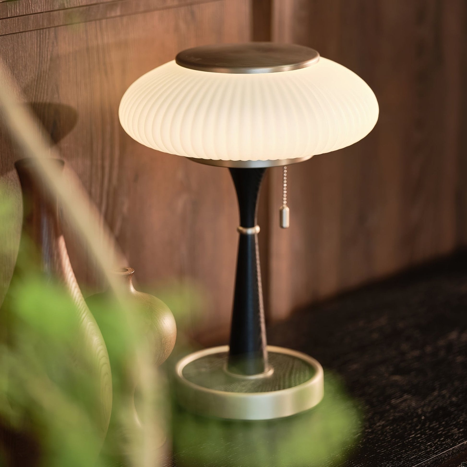 Matsutake Table Lamp - Blowlighting