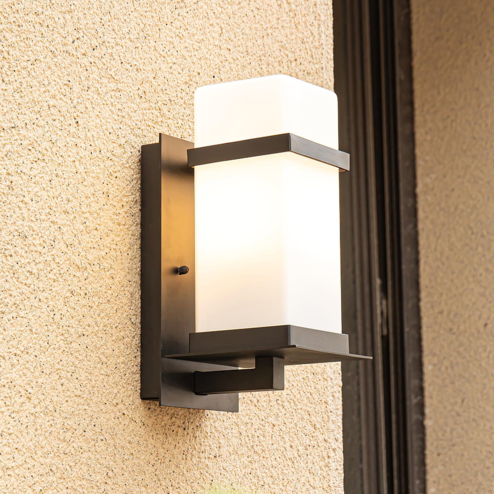 Mcdade Outdoor Wall Light - Blowlighting