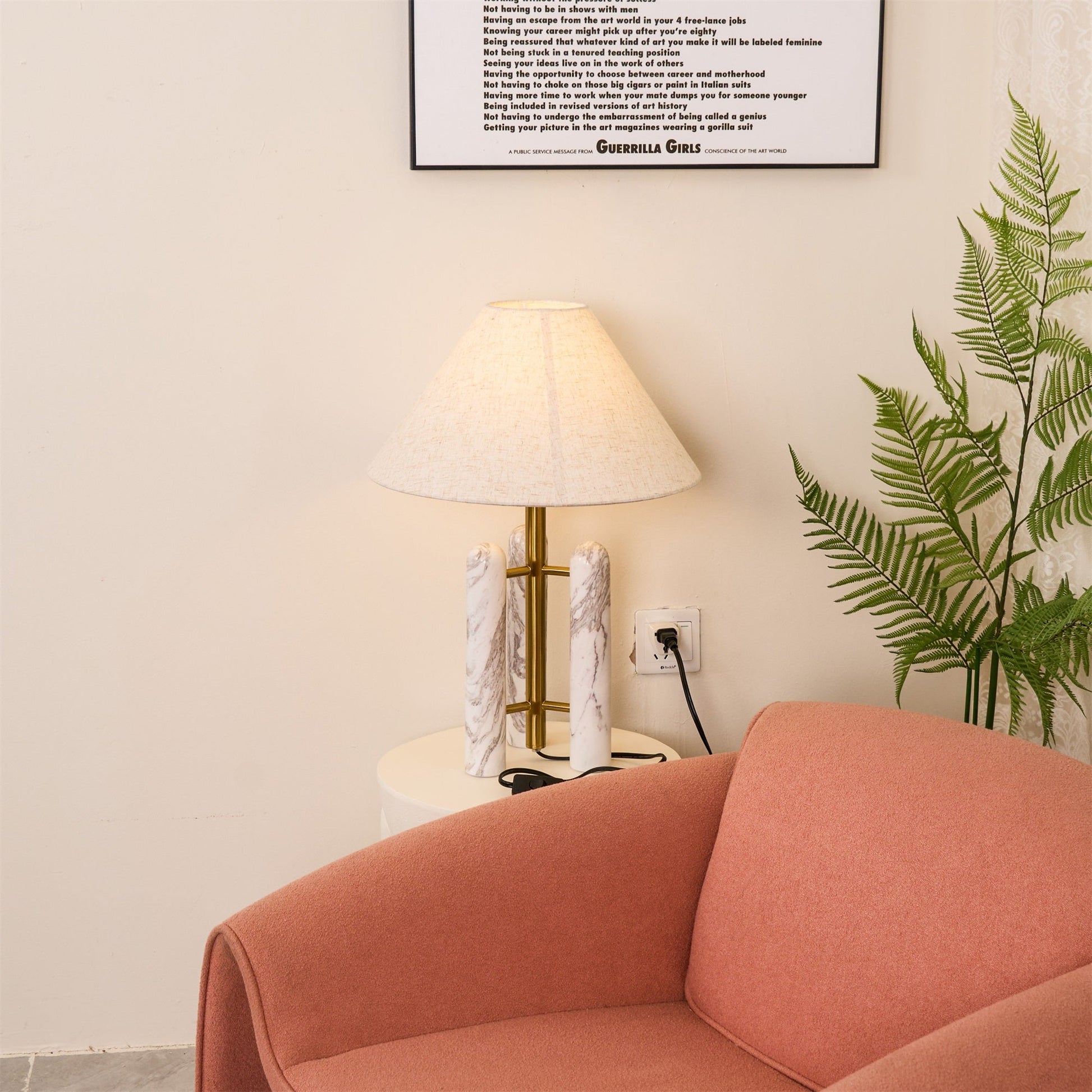 Lloyd Table Lamp - Blowlighting