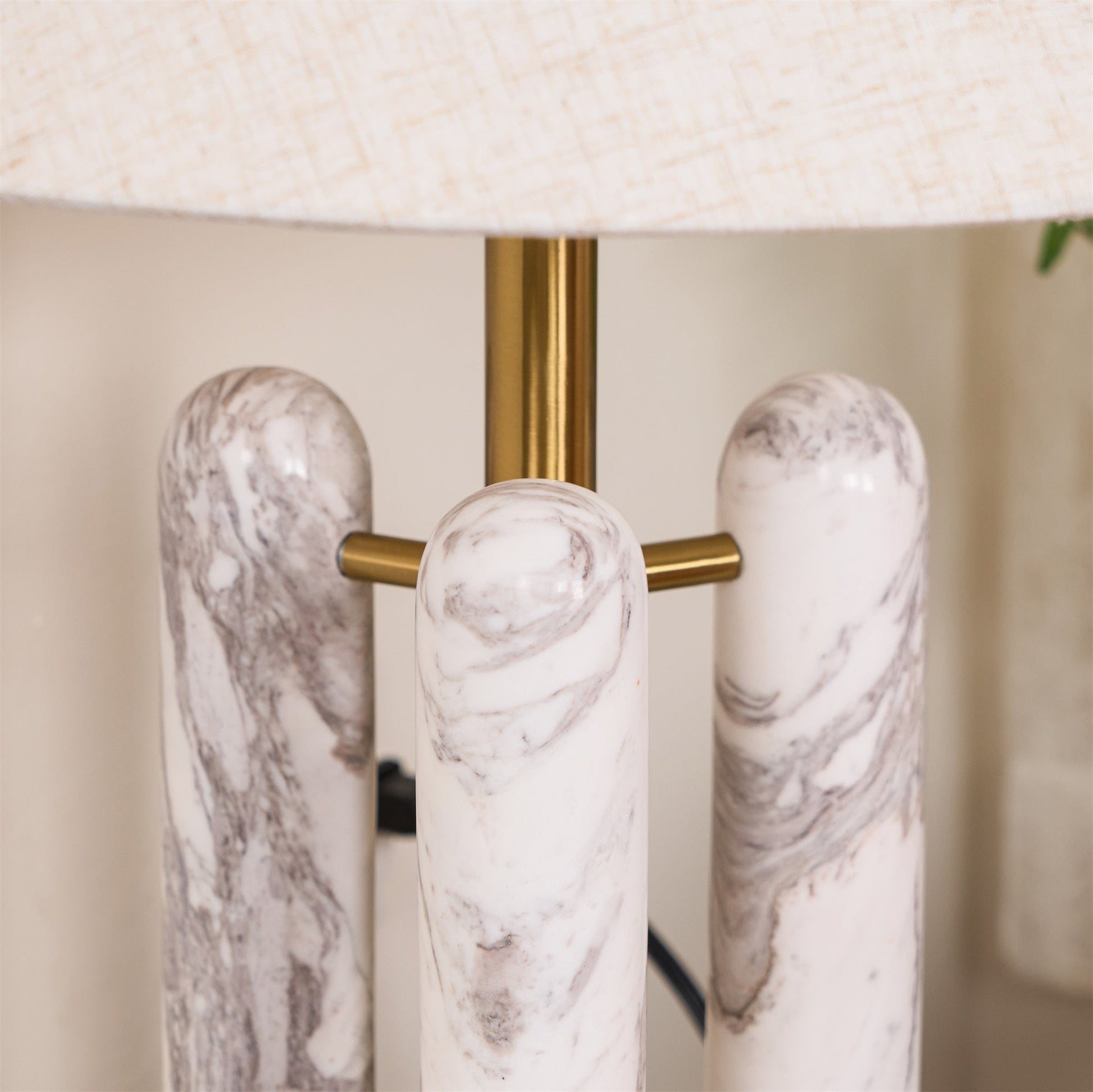Lloyd Table Lamp - Blowlighting