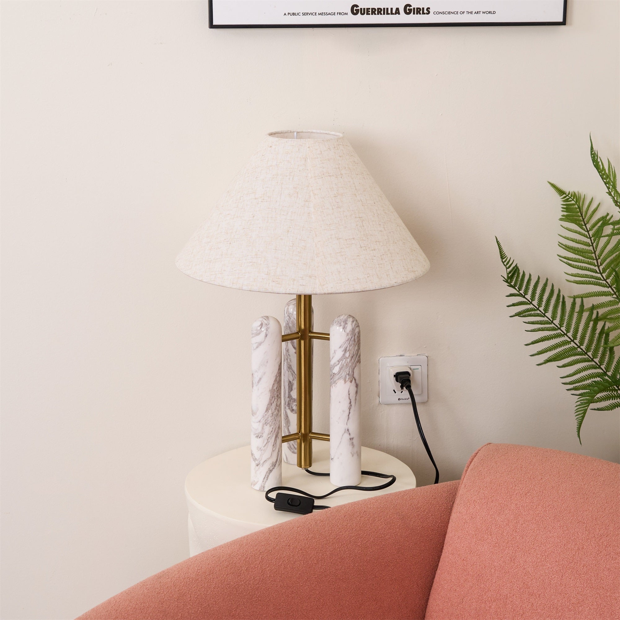 Lloyd Table Lamp - Blowlighting