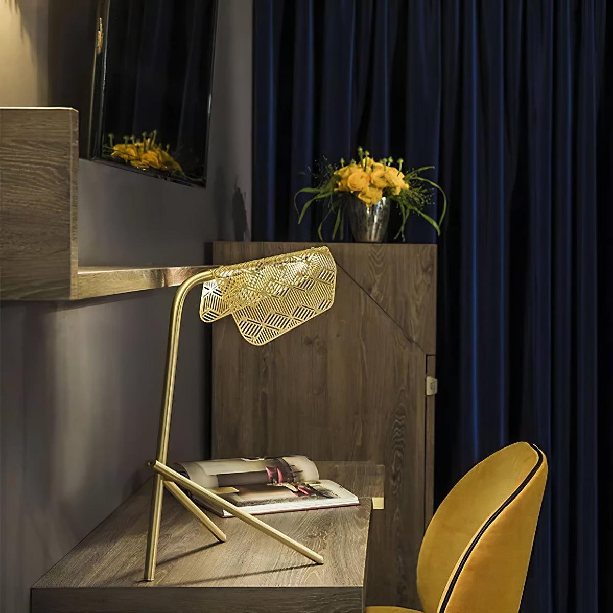 Mediterranea Table Lamp - Blowlighting