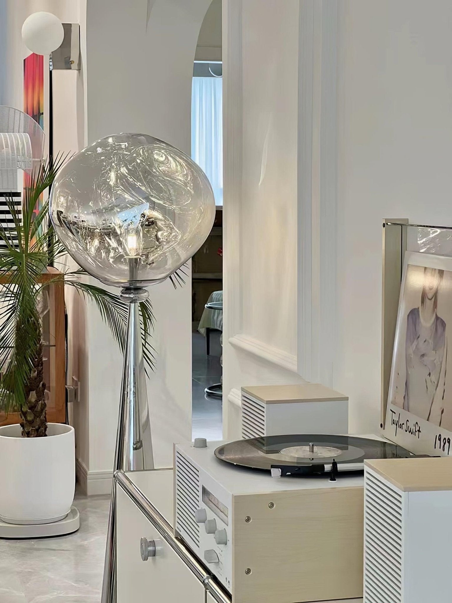 Cone Lava Floor Lamp - Blowlighting