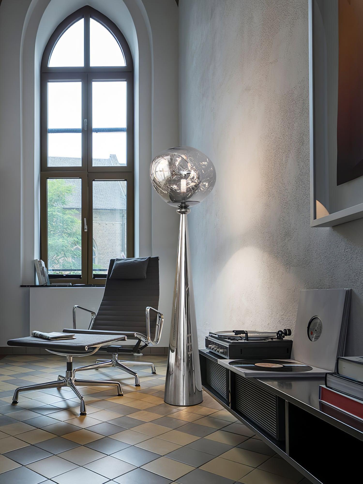 Cone Lava Floor Lamp - Blowlighting