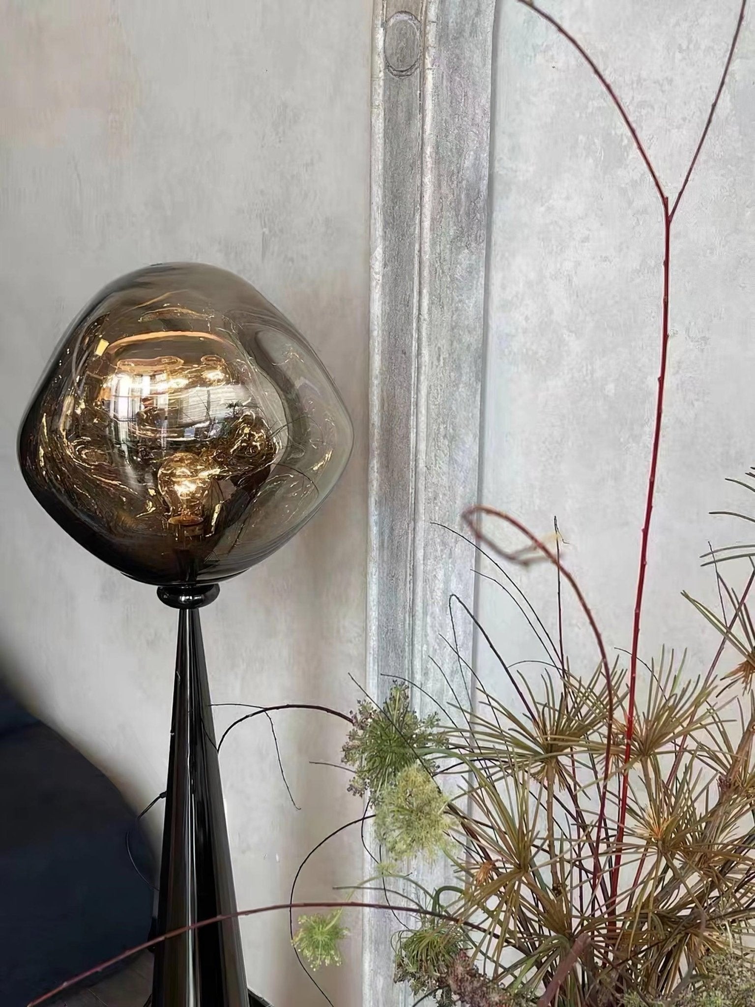 Cone Lava Floor Lamp - Blowlighting