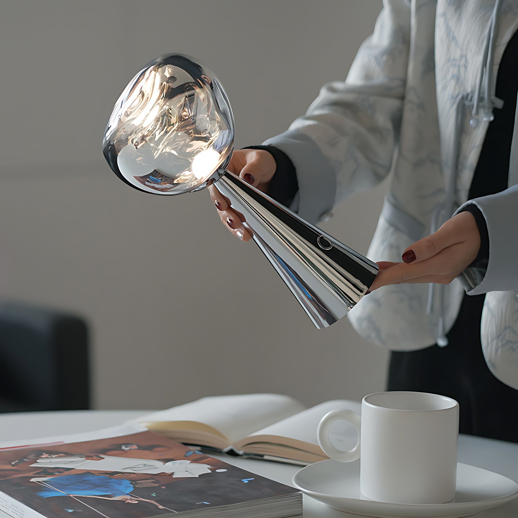 Melt Modern Metal Portable Table Light (Built-in Battery)