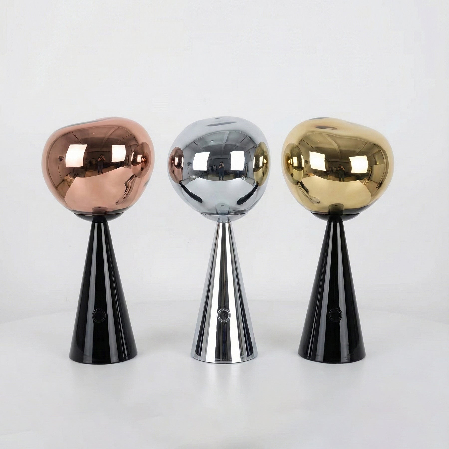 Melt Modern Metal Portable Table Light (Built-in Battery)