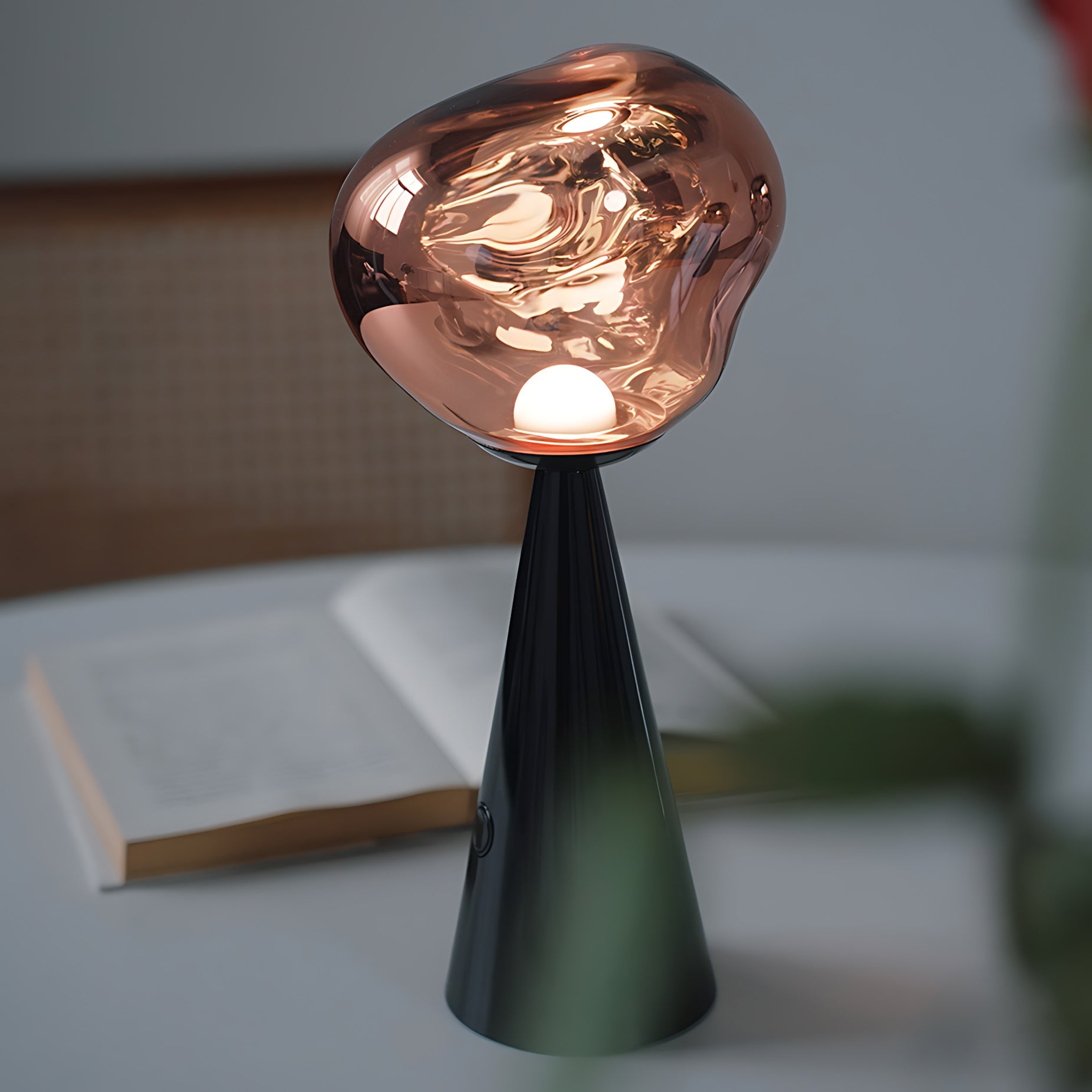 Melt Modern Metal Portable Table Light (Built-in Battery)