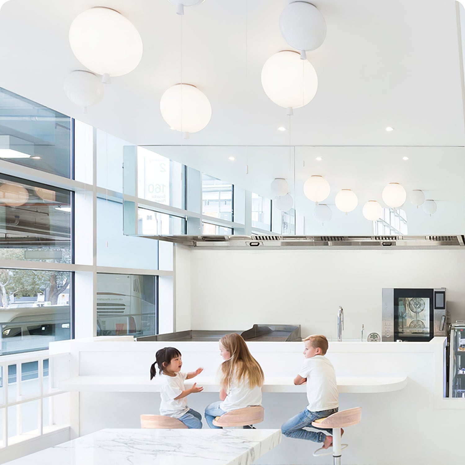 Balloon Dream Pendant Light - Blowlighting
