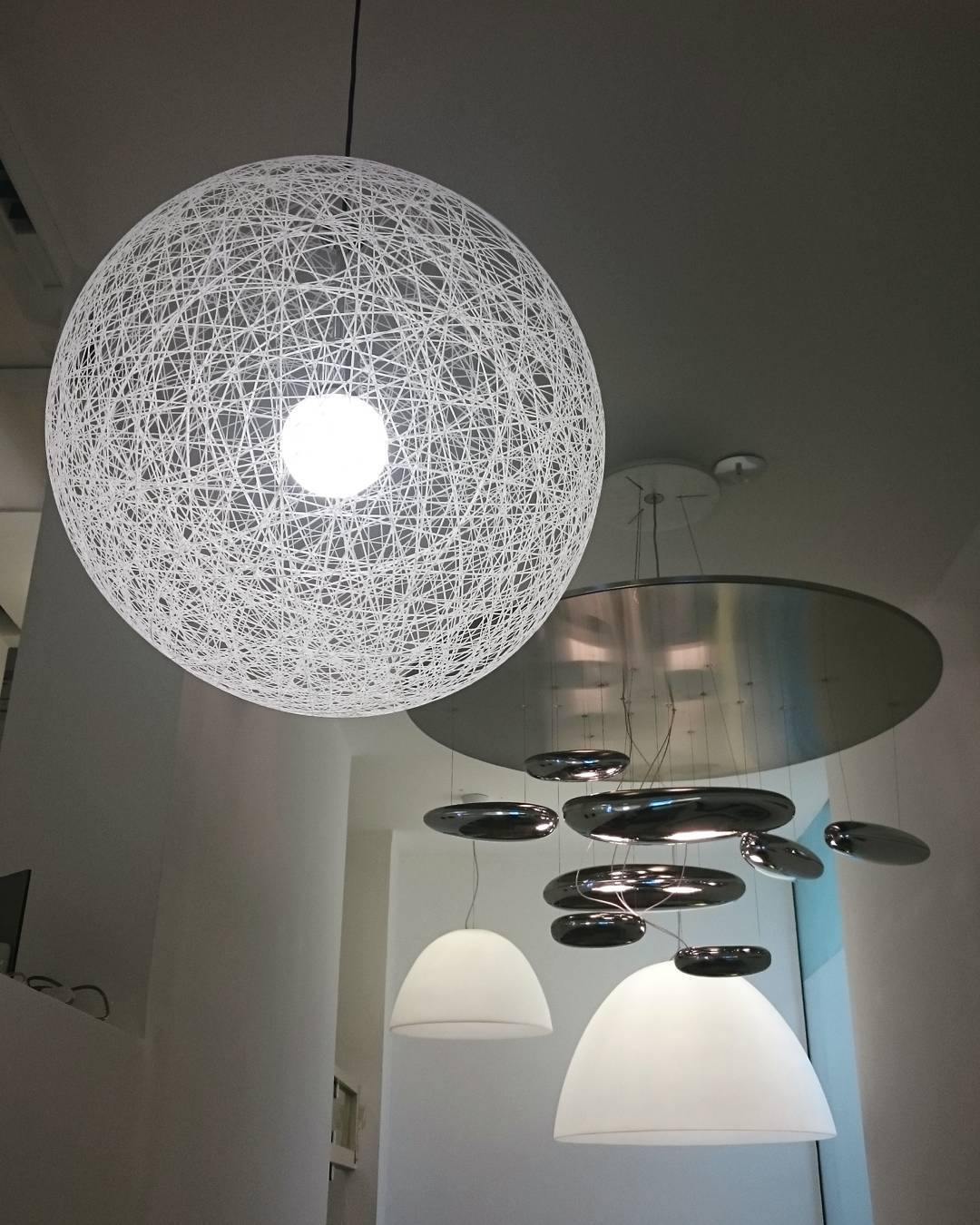 Mercury Chandelier - Blowlighting