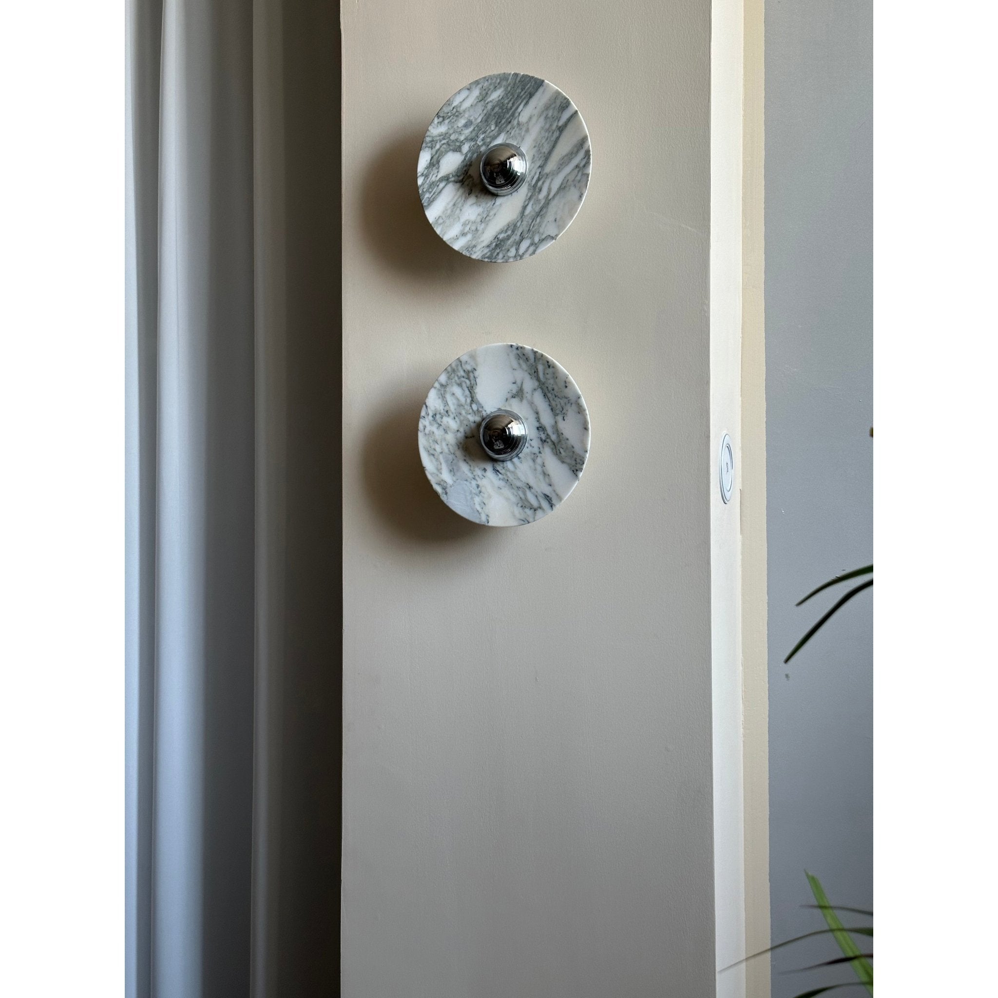 Messier Marble Wall Lamp - Blowlighting