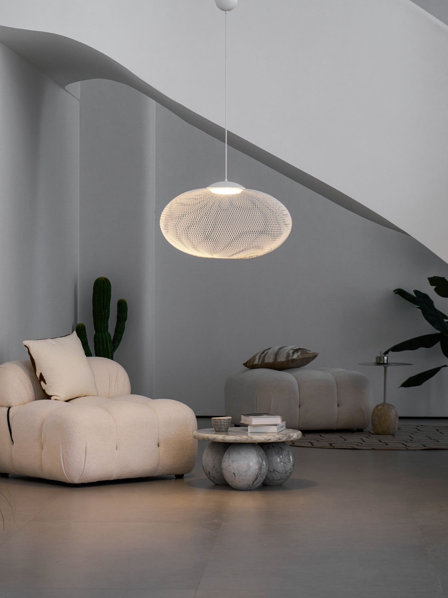 Metallic Meshwork Pendant Lamp - Blowlighting