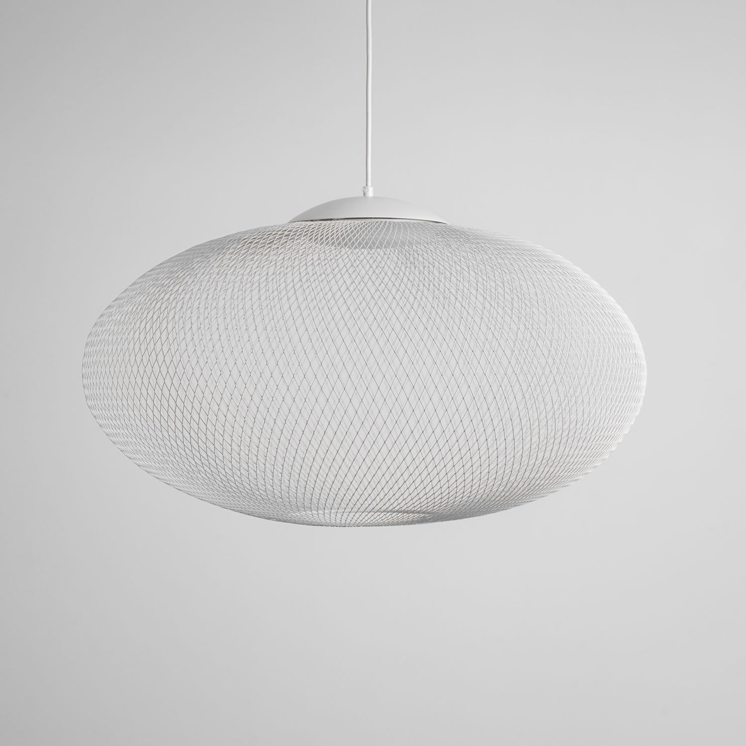 Metallic Meshwork Pendant Lamp - Blowlighting