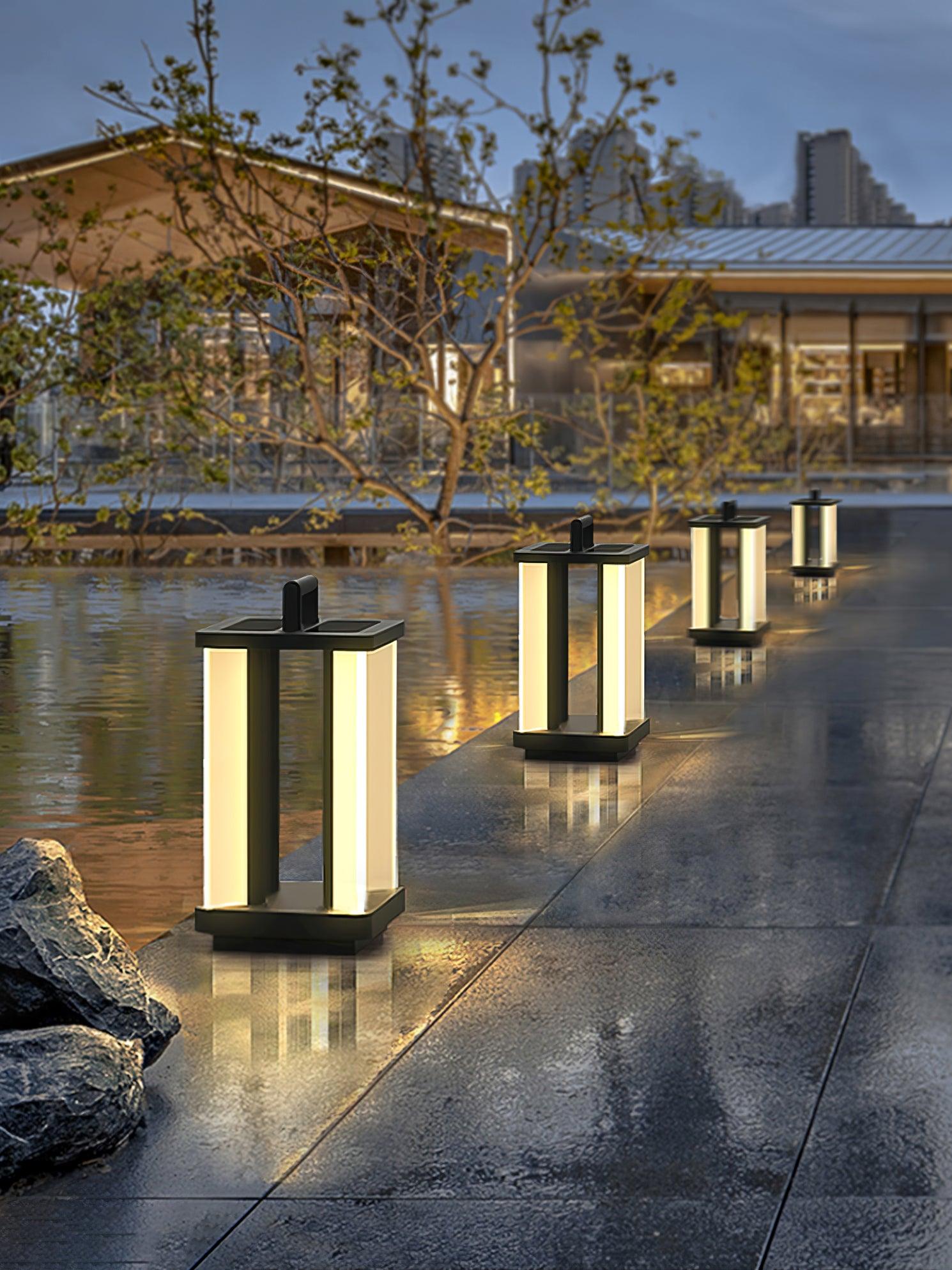 Metroluxe Outdoor Light - Blowlighting