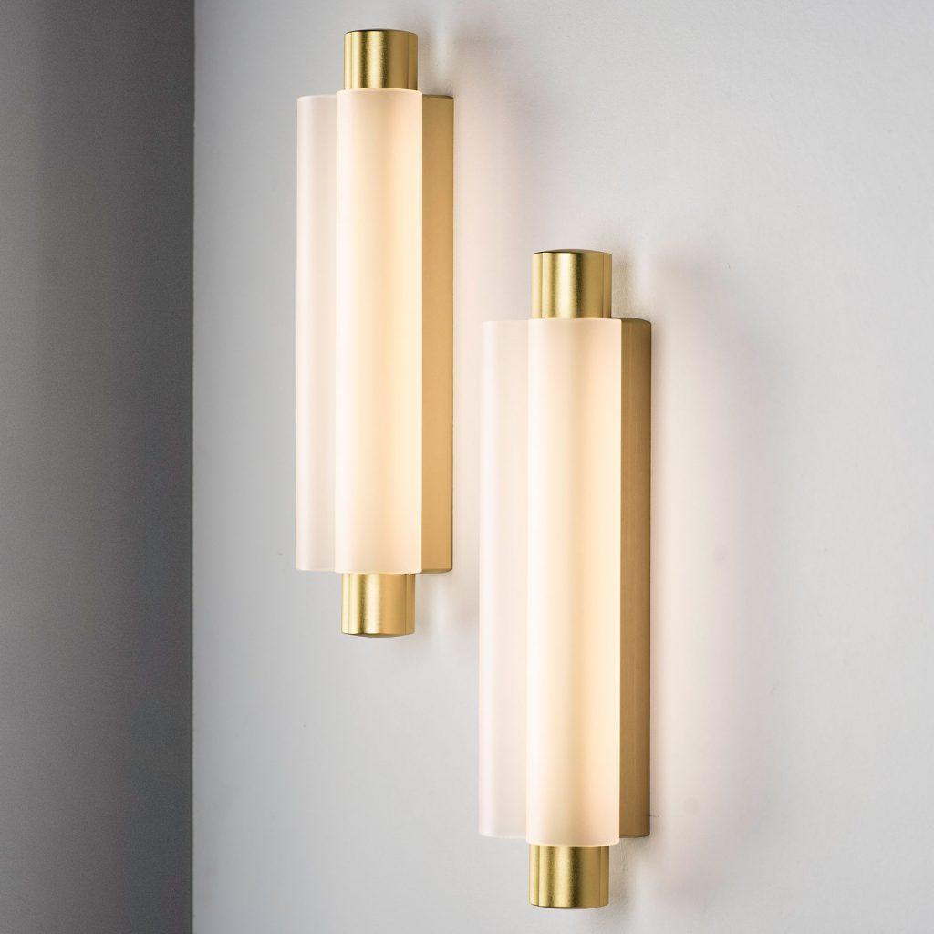 Trillium Wall Sconce - Blowlighting