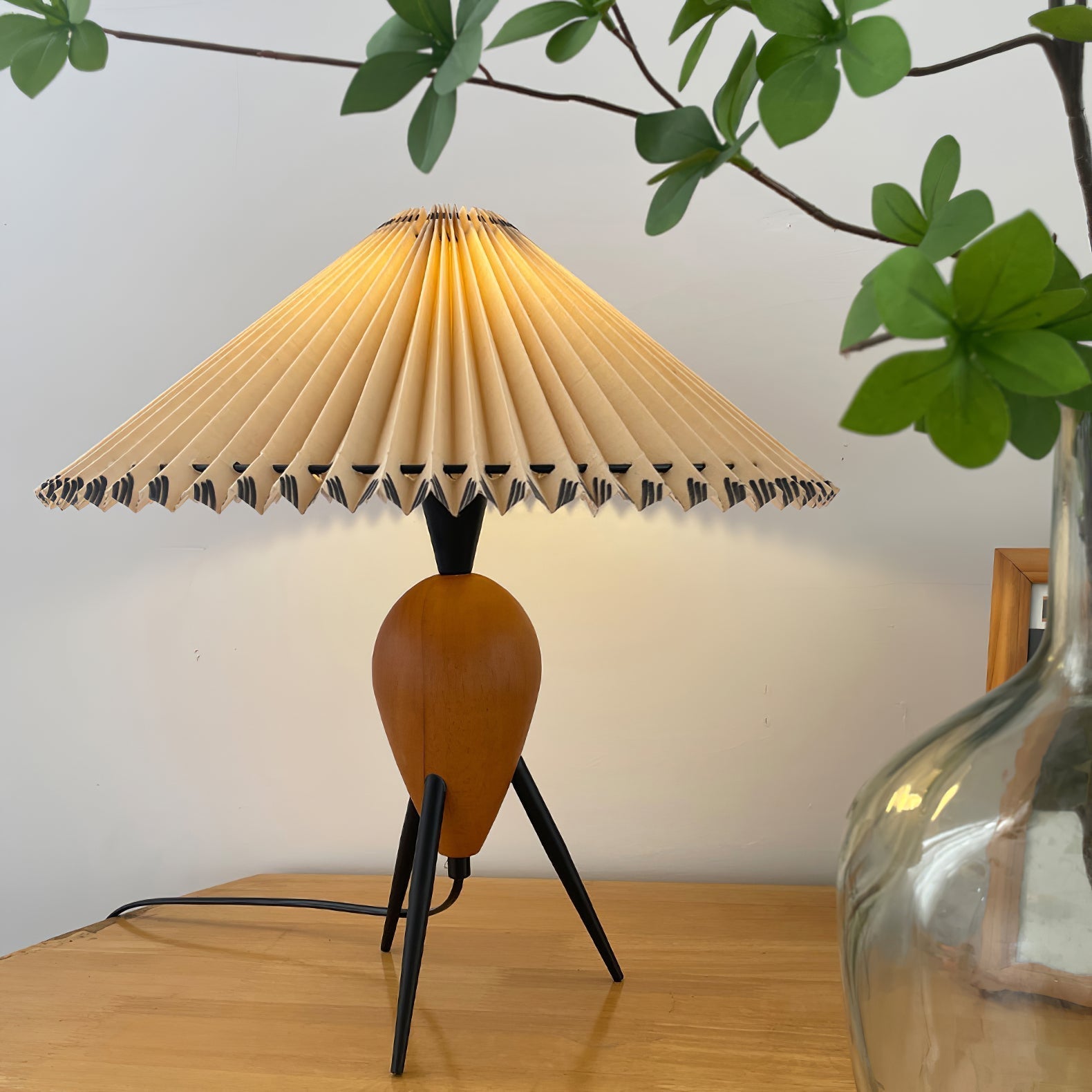 Mian Table Lamp - Blowlighting