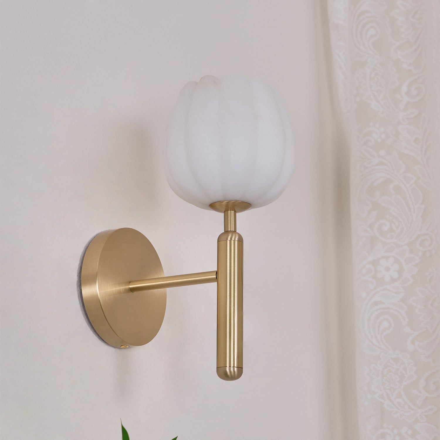 Eurzorion Floral Alabaster Brass Wall Light - Blowlighting