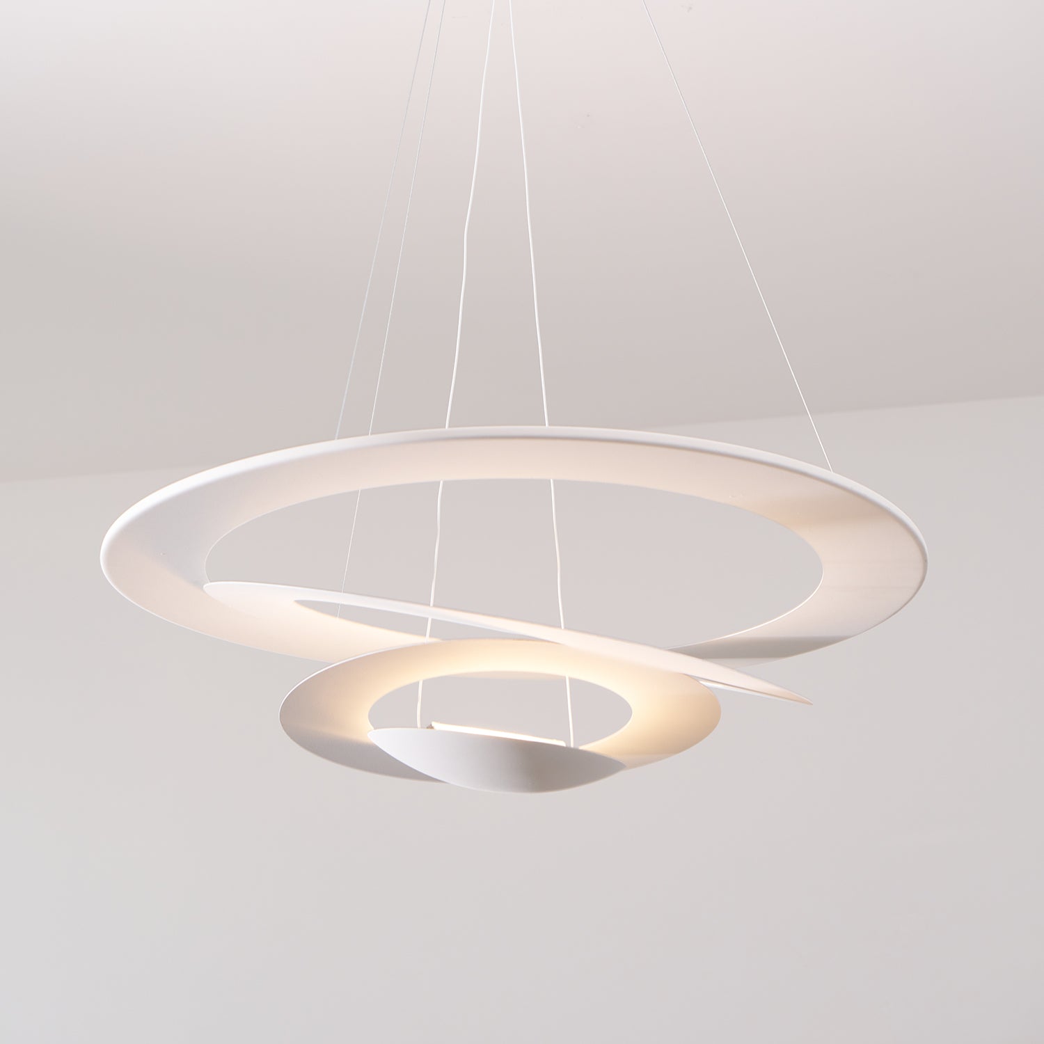 Kaia Modern Pendant Light - Blowlighting