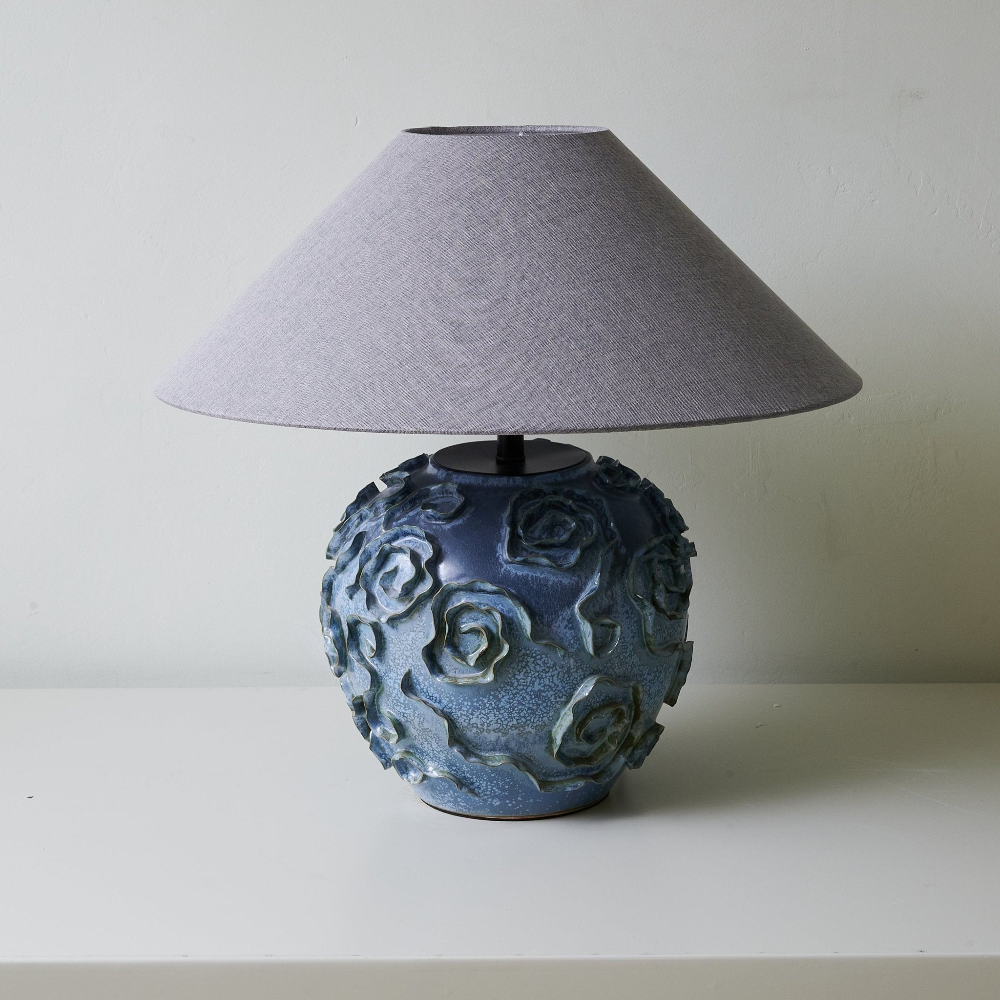 Midnight Rose Table Lamp - Blowlighting
