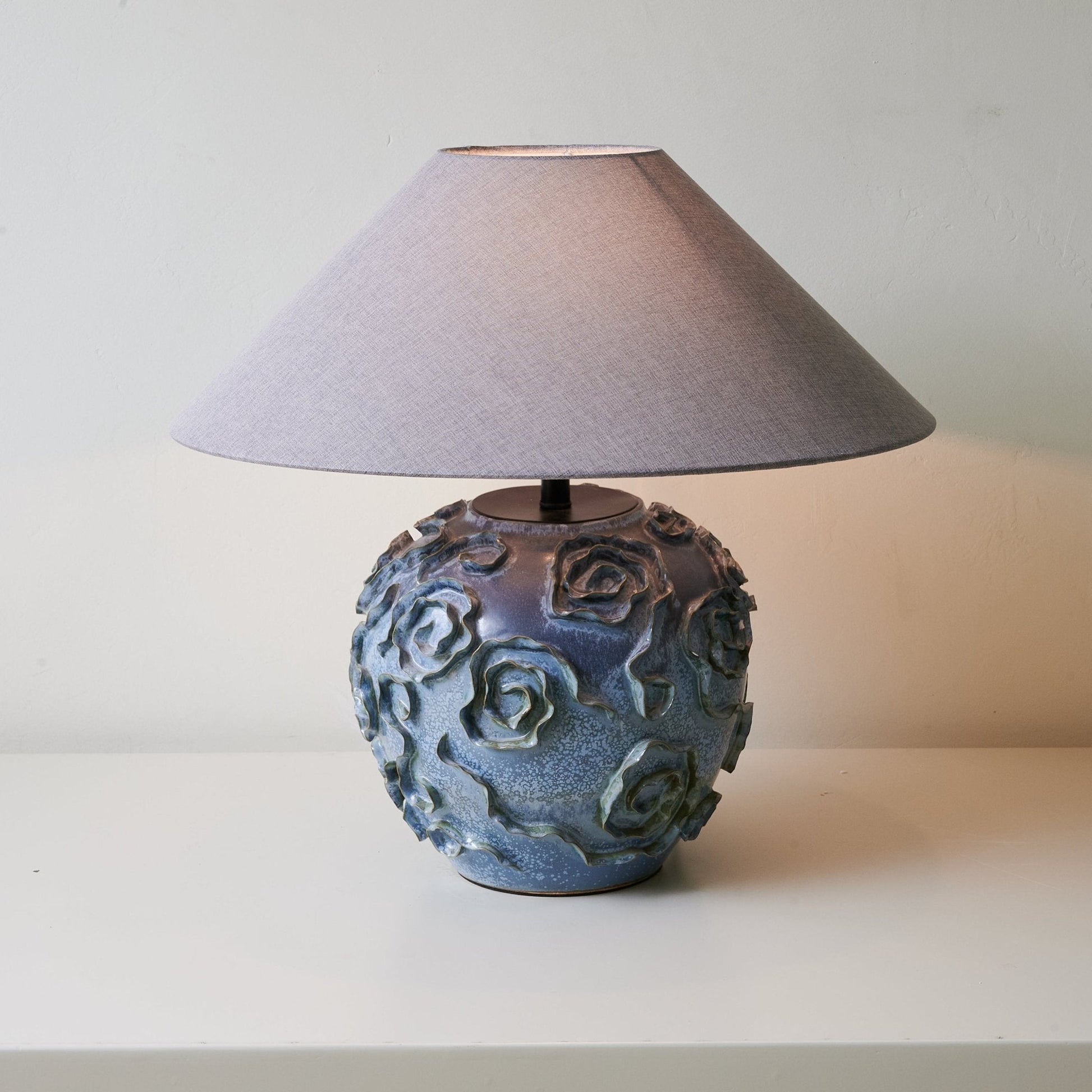 Midnight Rose Table Lamp - Blowlighting
